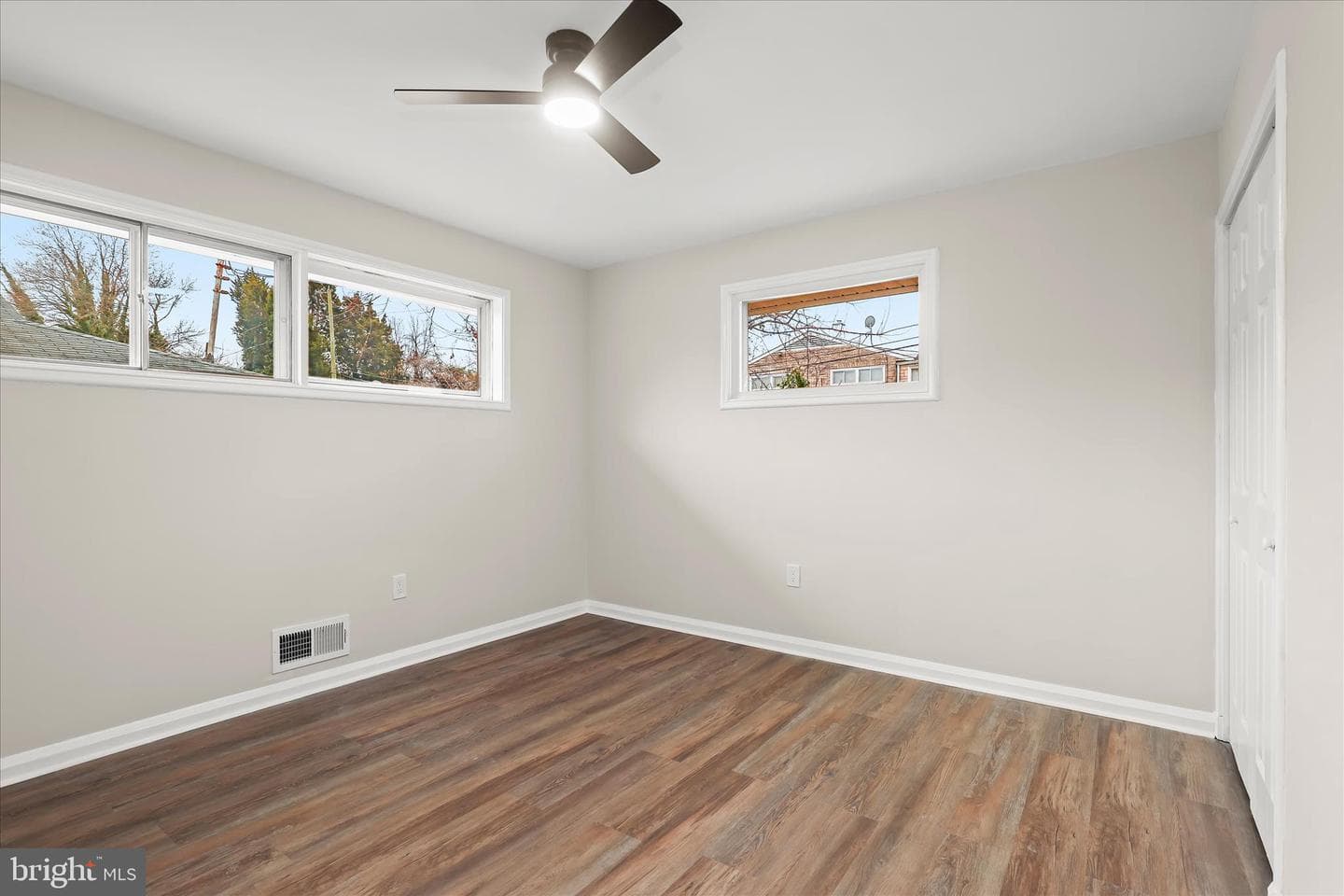 5608 Todd Avenue photo 26