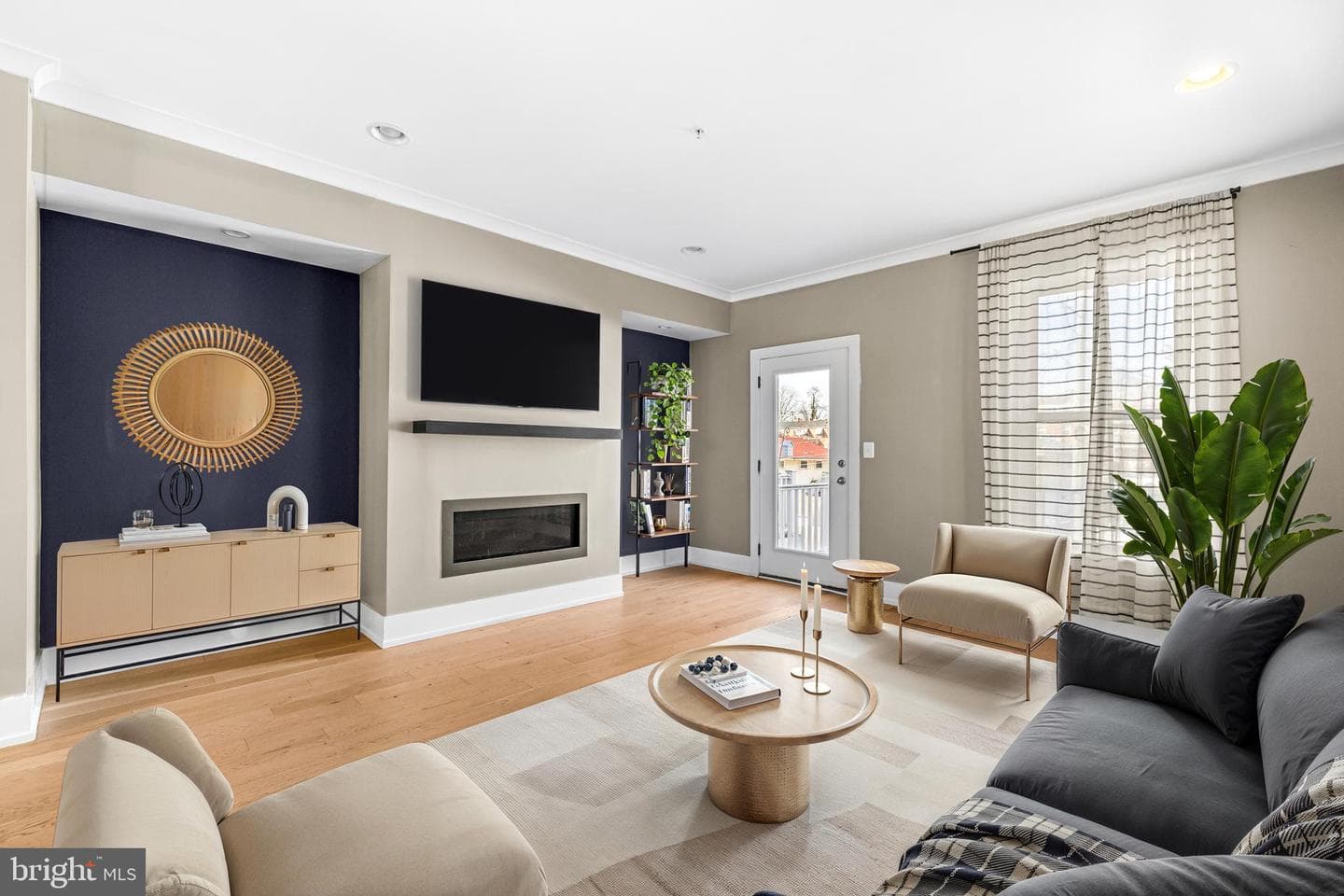 1456 Redfern Avenue photo 10