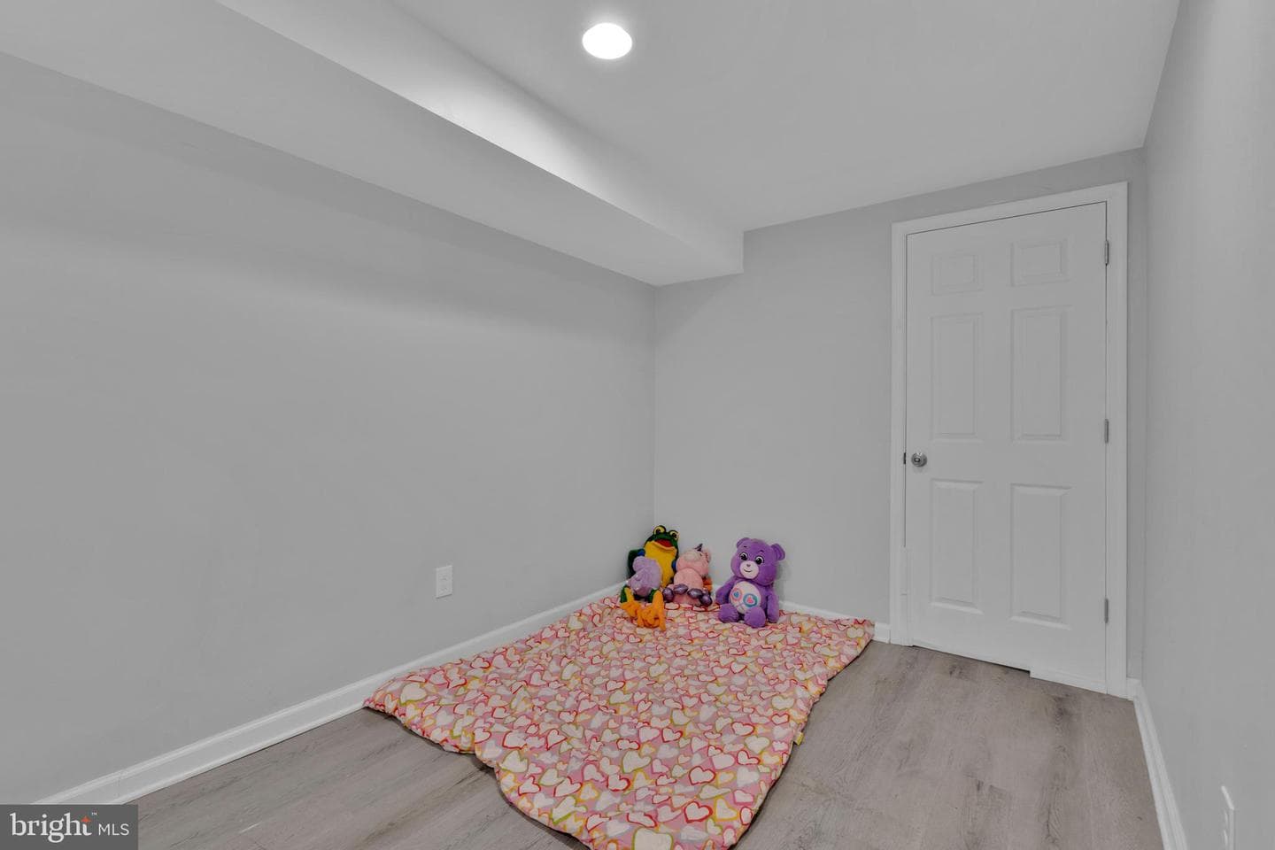 2815 Parkwood Avenue photo 46