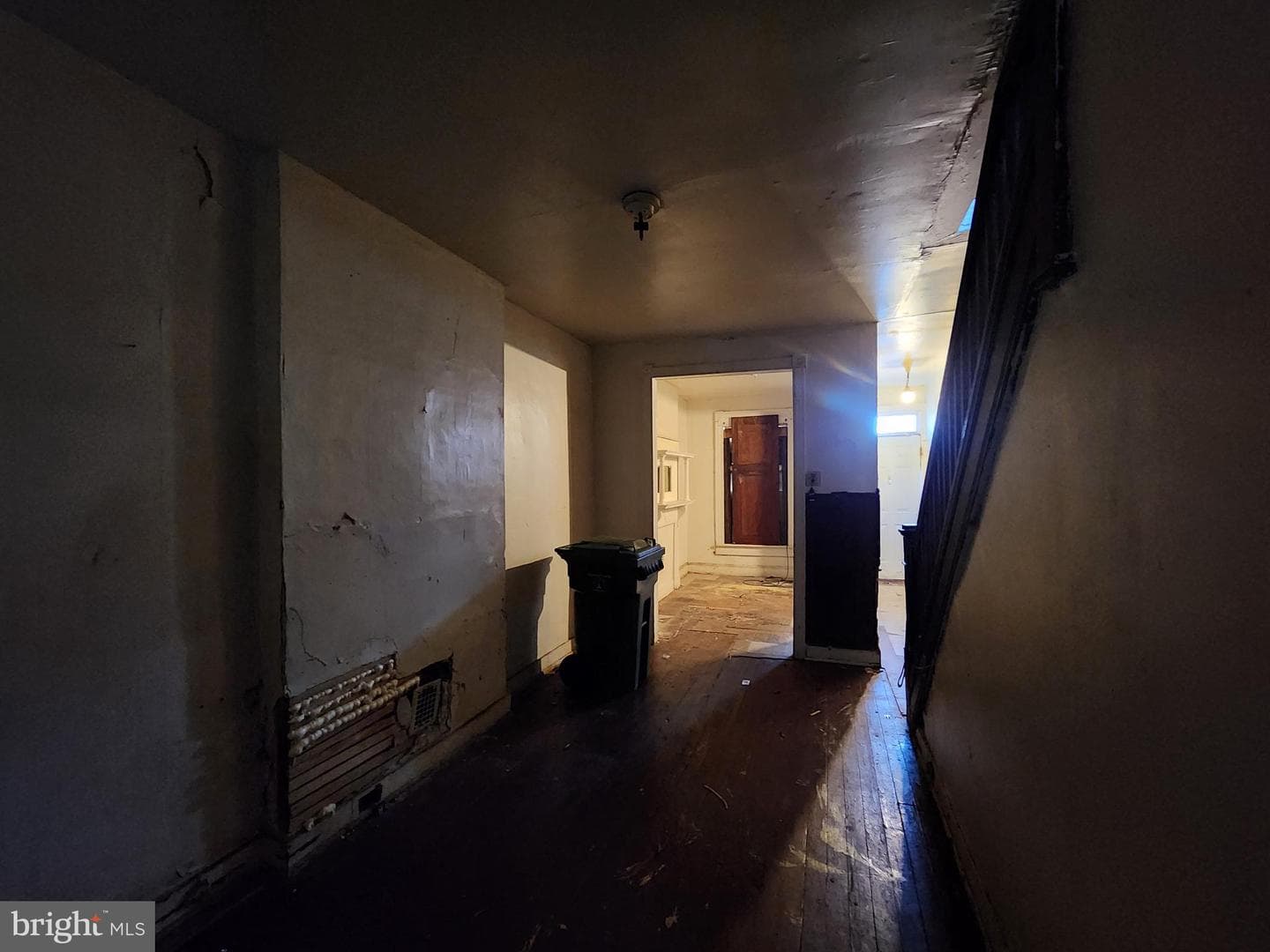 2552 Boyd Street photo 6