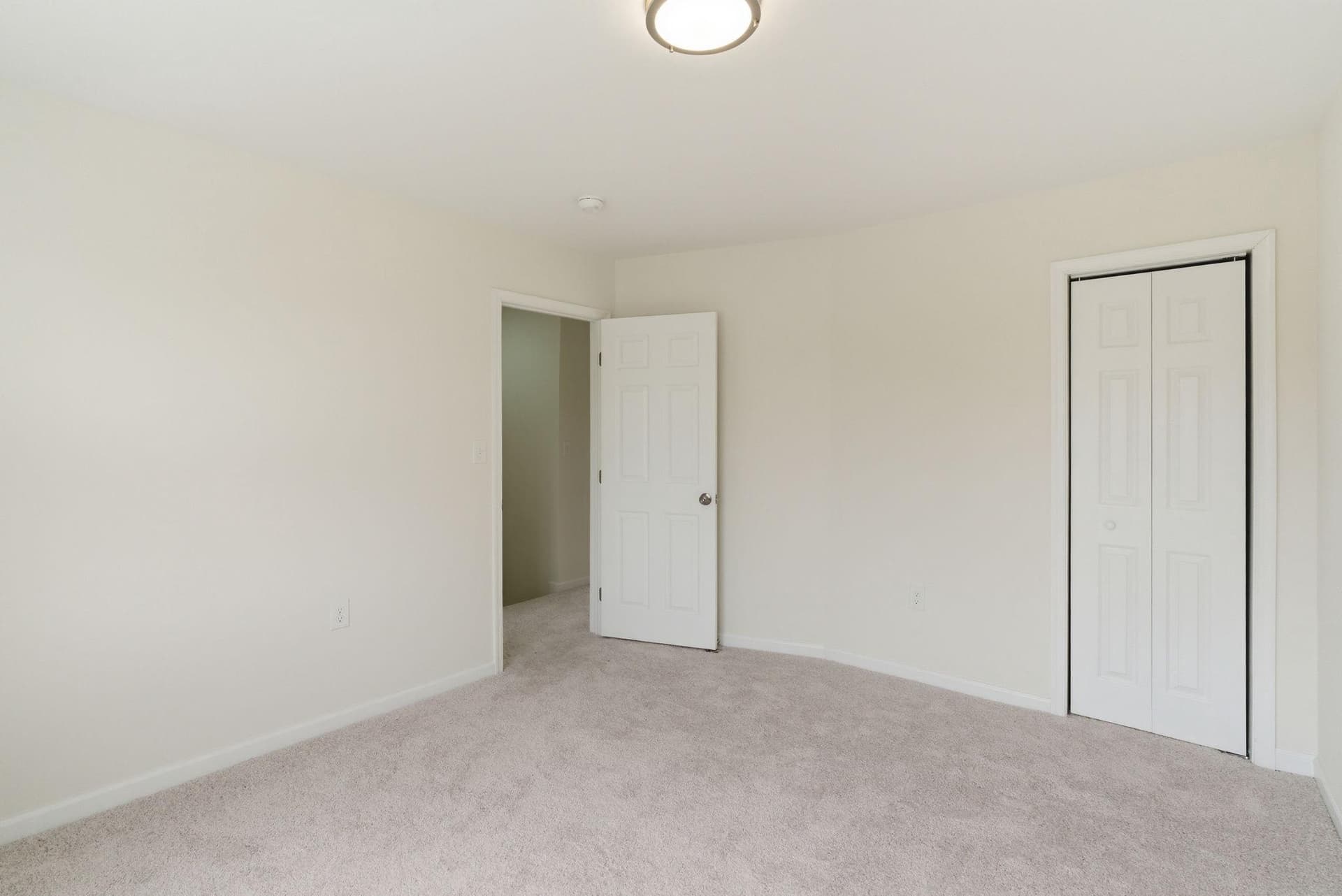 4111 Roland View Avenue photo 9