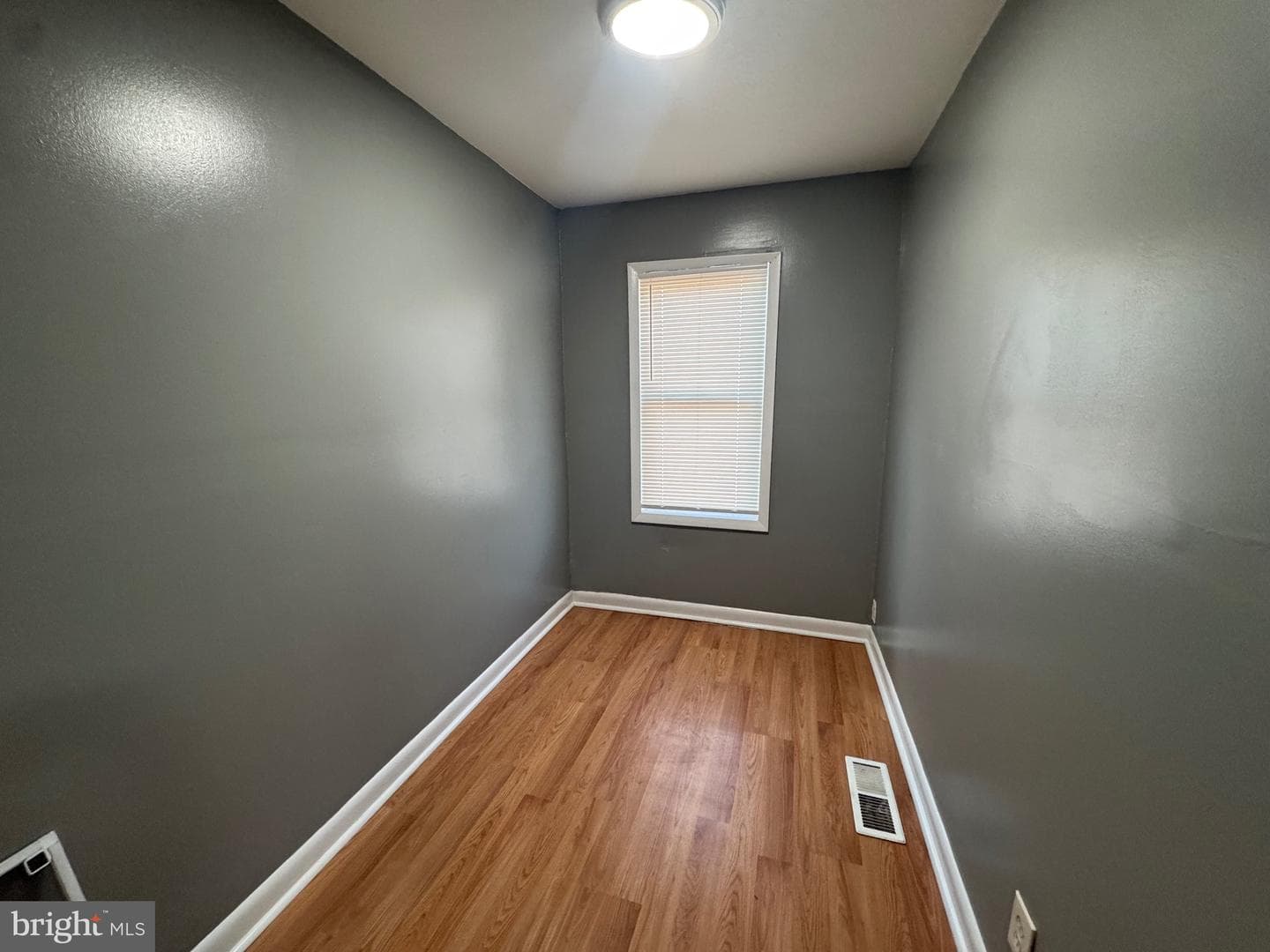 2408 Wilkens Avenue photo 12