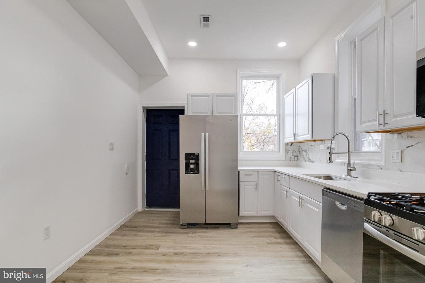 3015 Windsor Avenue photo 34
