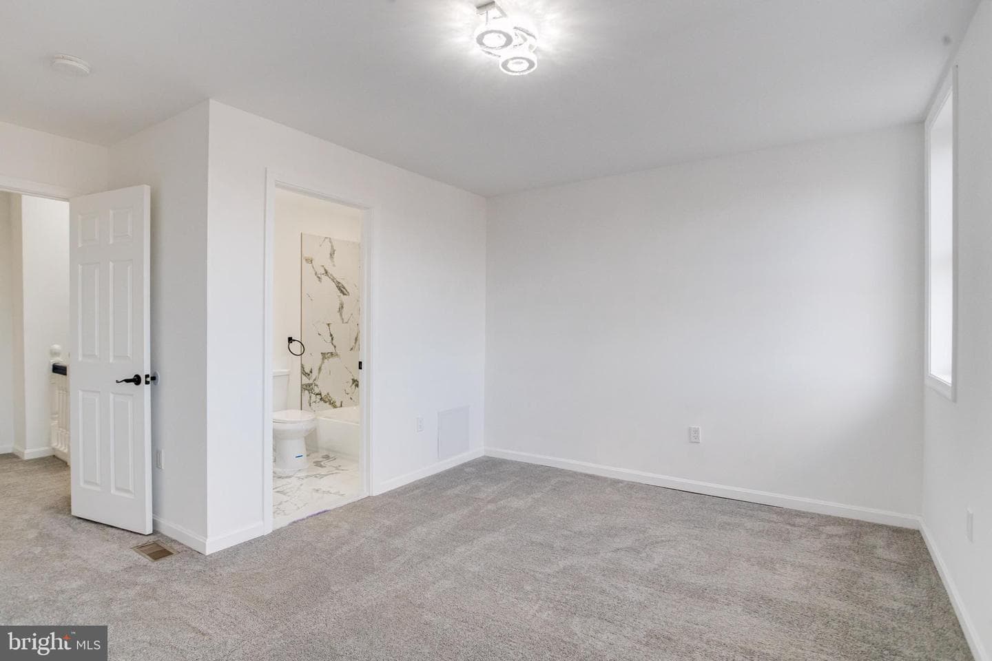 3015 Windsor Avenue photo 47