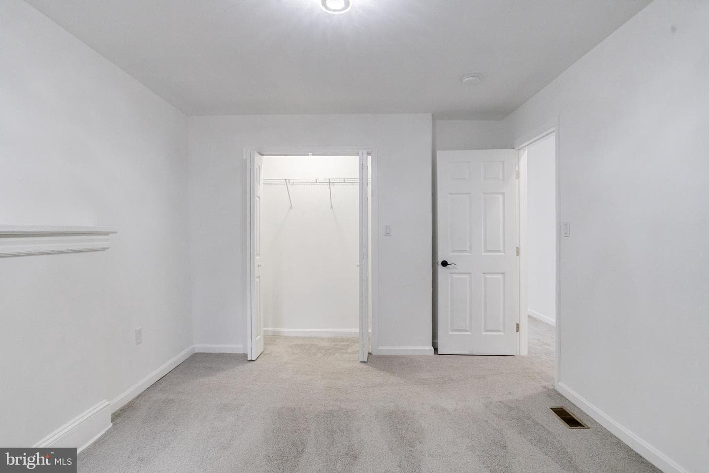3015 Windsor Avenue photo 58