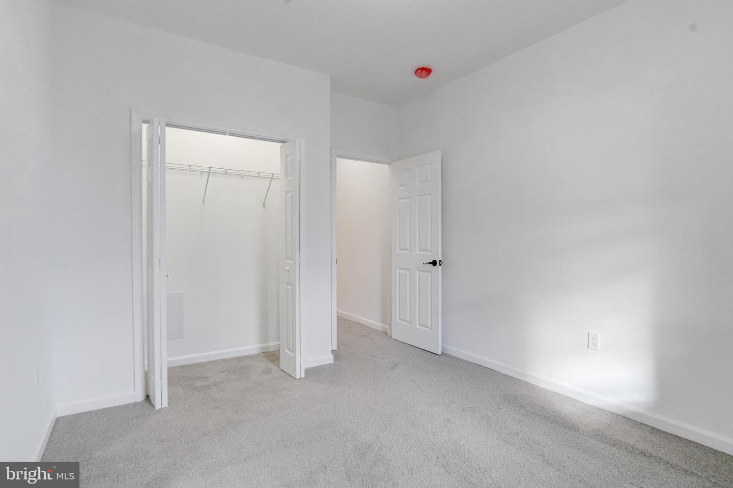 3015 Windsor Avenue photo 62