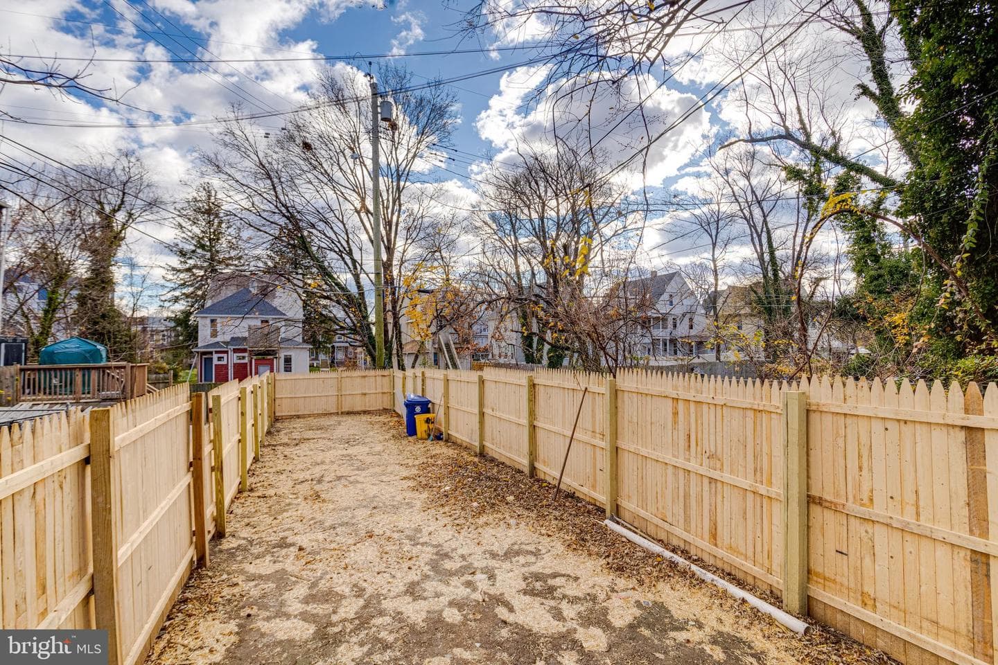 3015 Windsor Avenue photo 79