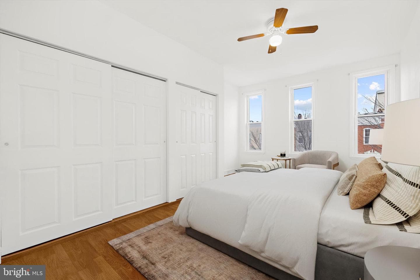 2819 Hudson Street photo 3