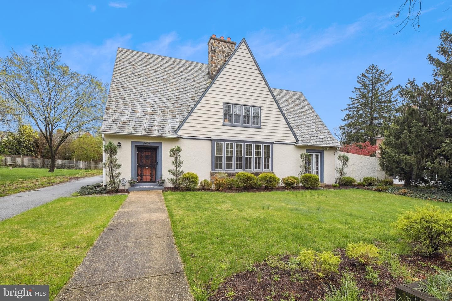 4409 N Charles Street photo 33