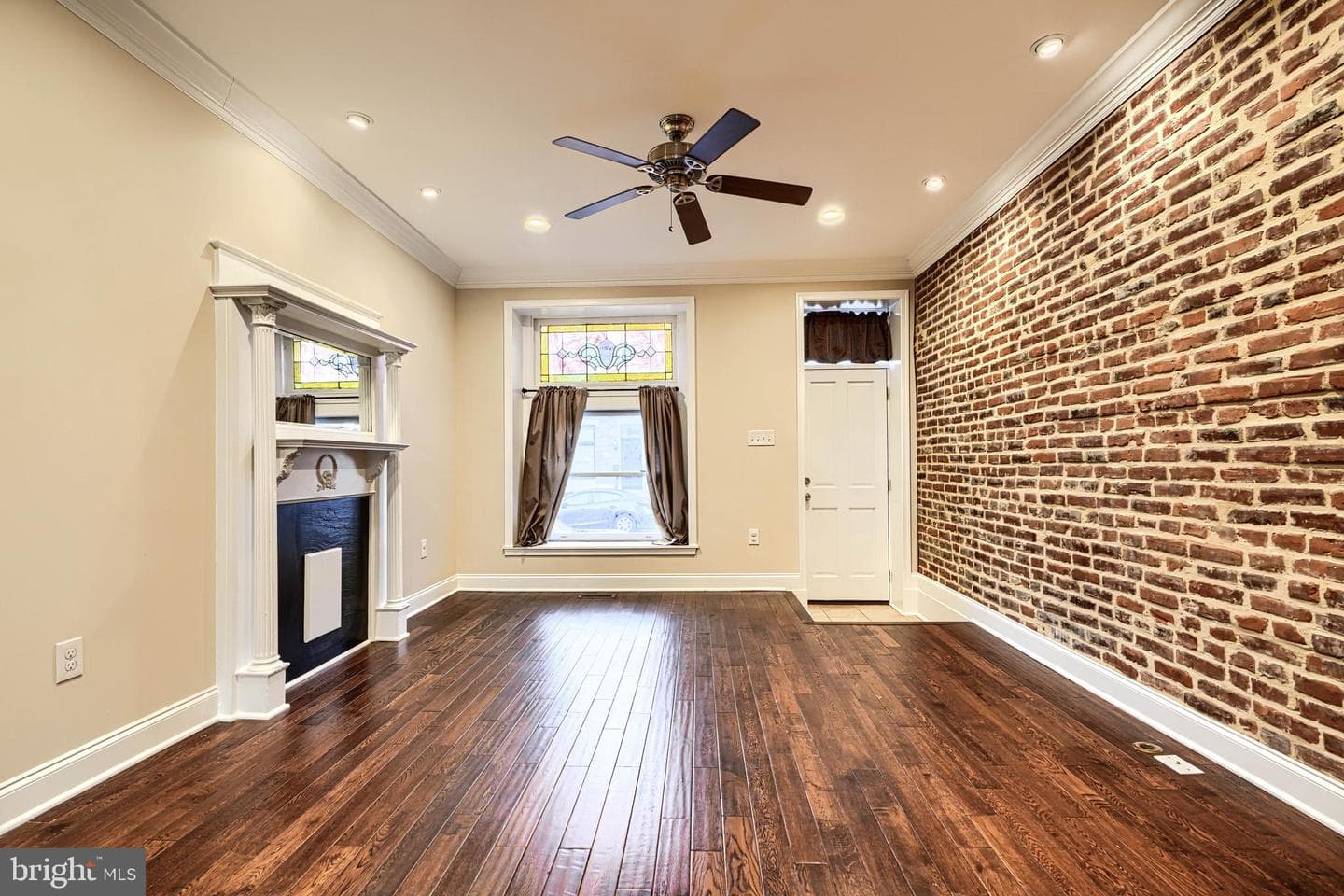 20 S Ellwood Avenue photo 5