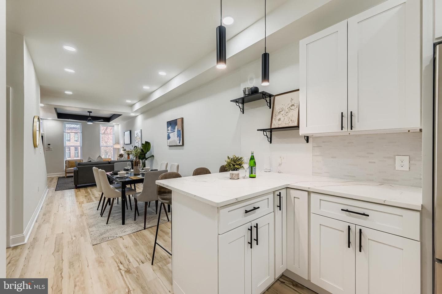 1438 N Broadway photo 11
