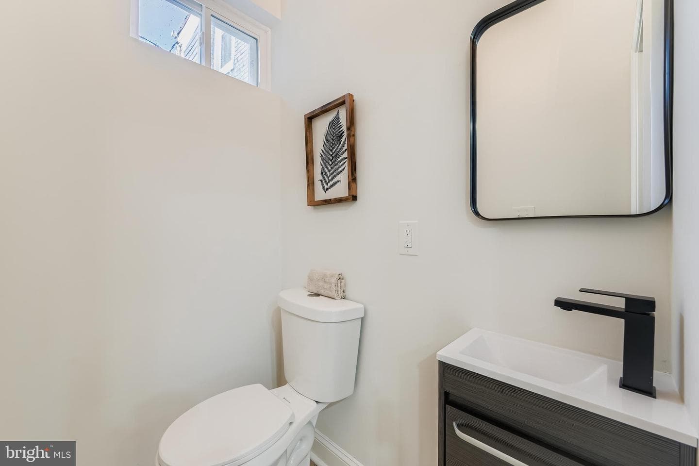 1438 N Broadway photo 14