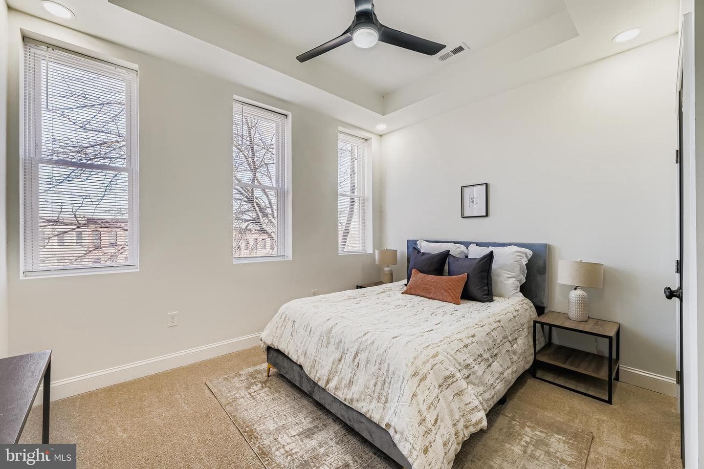 1438 N Broadway photo 15