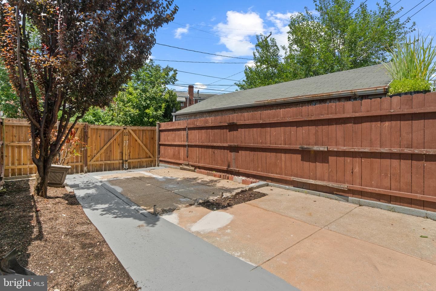 1116 Dundalk Avenue photo 37