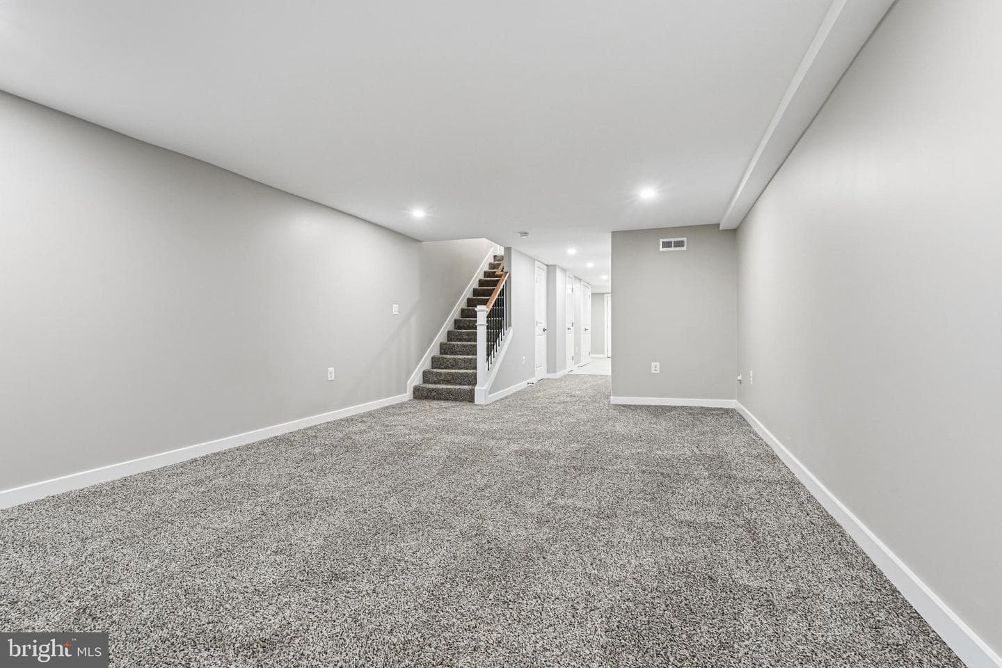 2906 Clifton Avenue photo 23