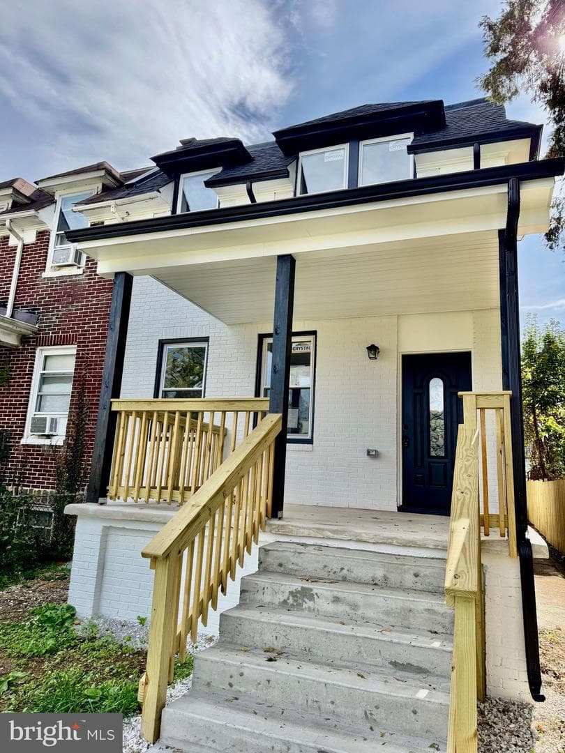 4011 Ridgewood Avenue photo 2