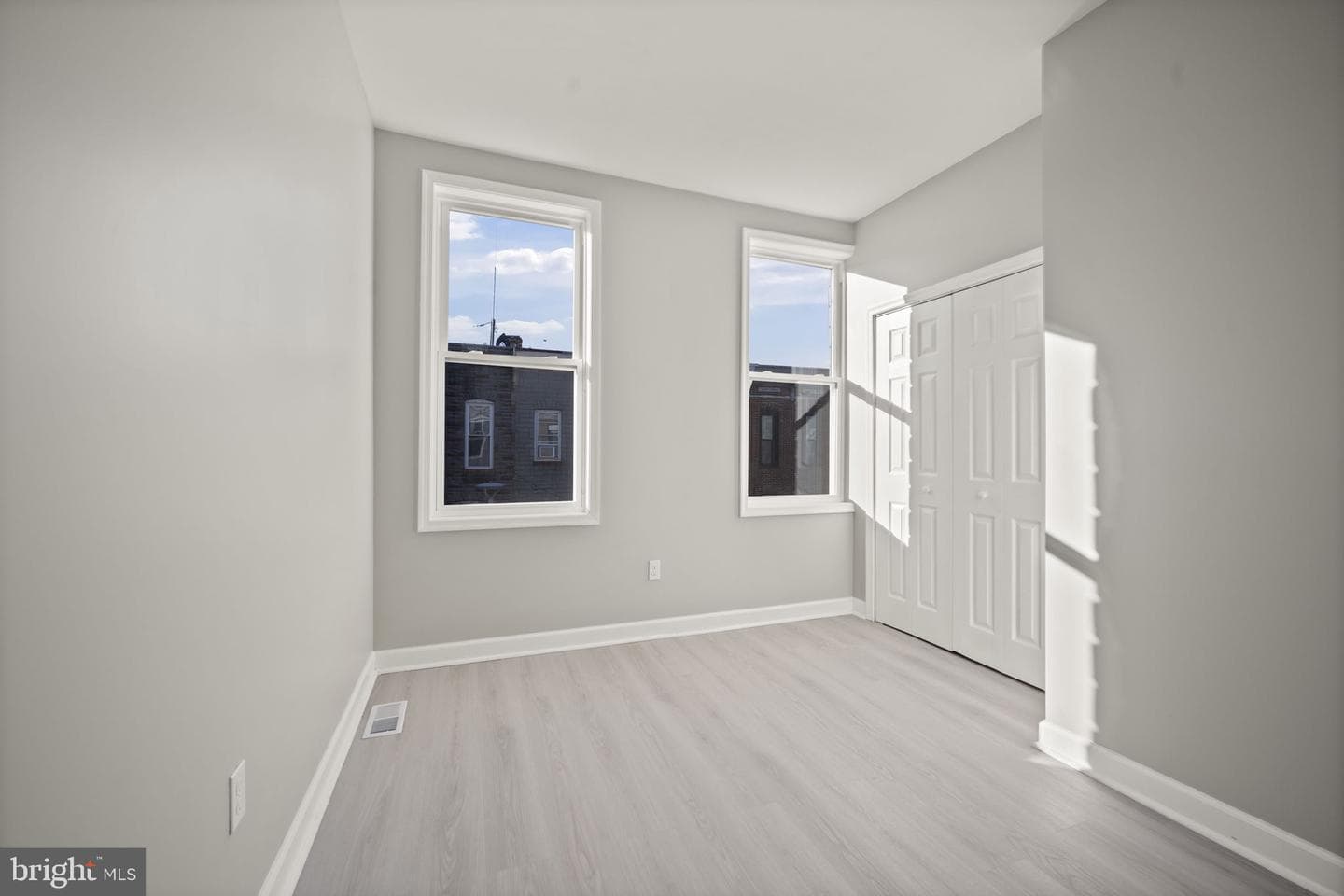 217 N Port Street photo 14