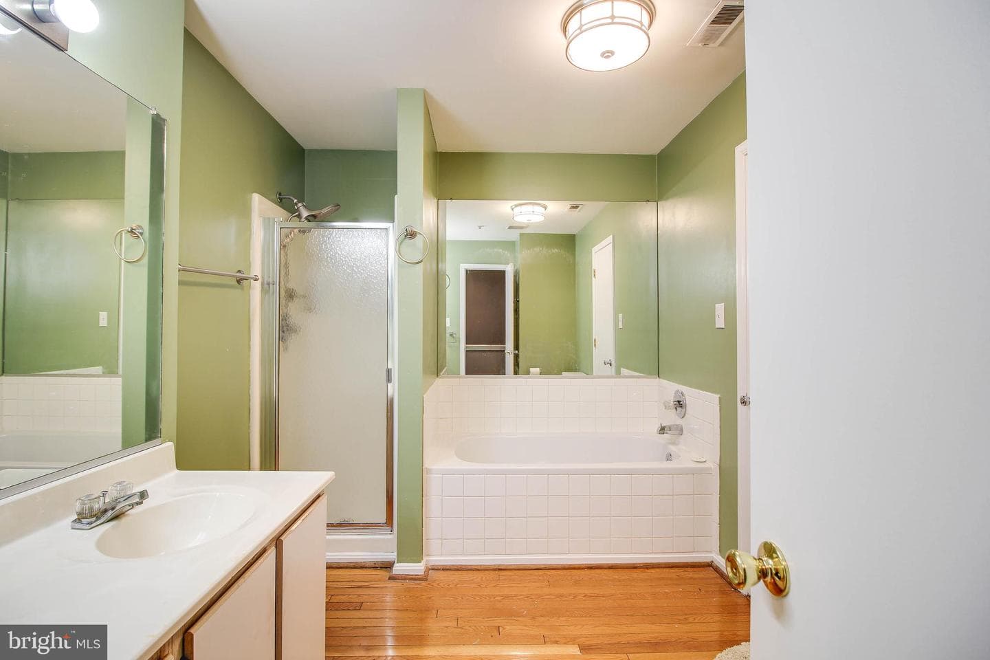 1408 Olmstead Street photo 15