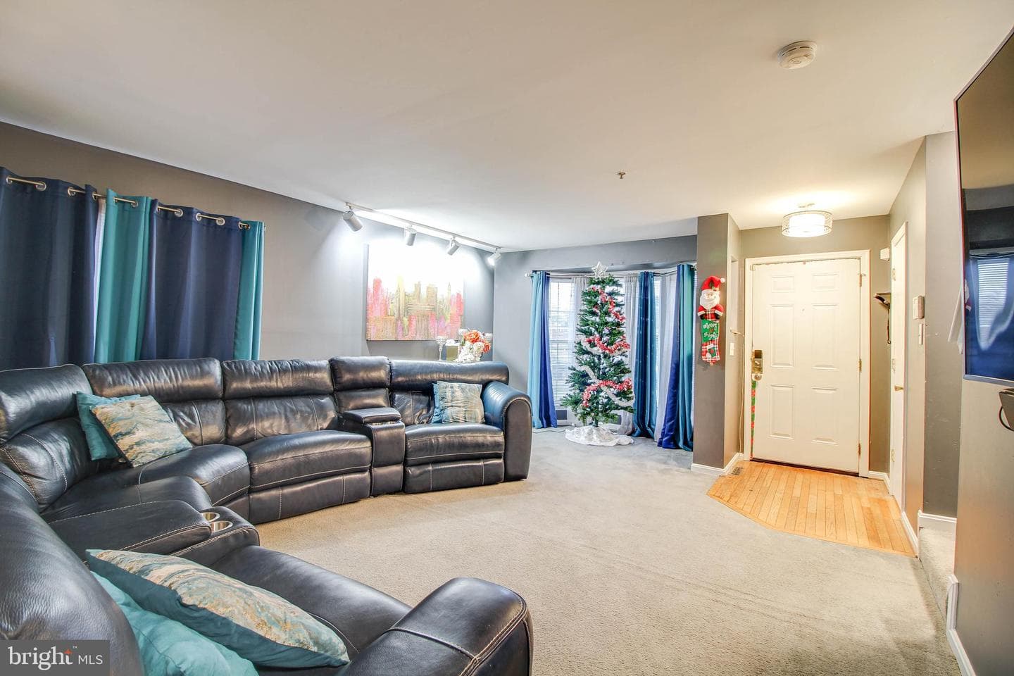 1408 Olmstead Street photo 3