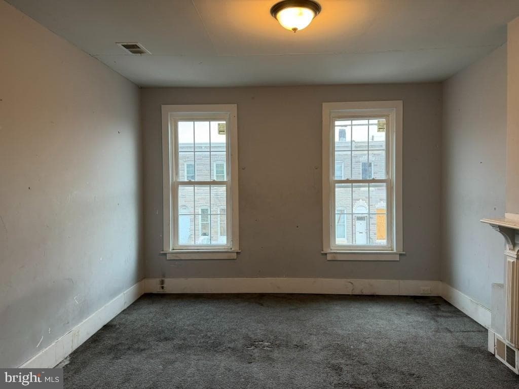 1409 E Lanvale Street photo 13