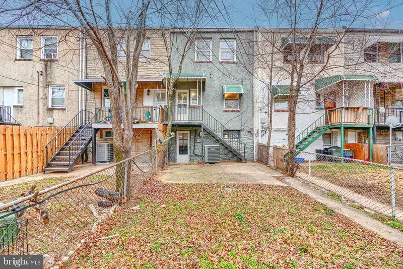 3836 8th Street photo 30