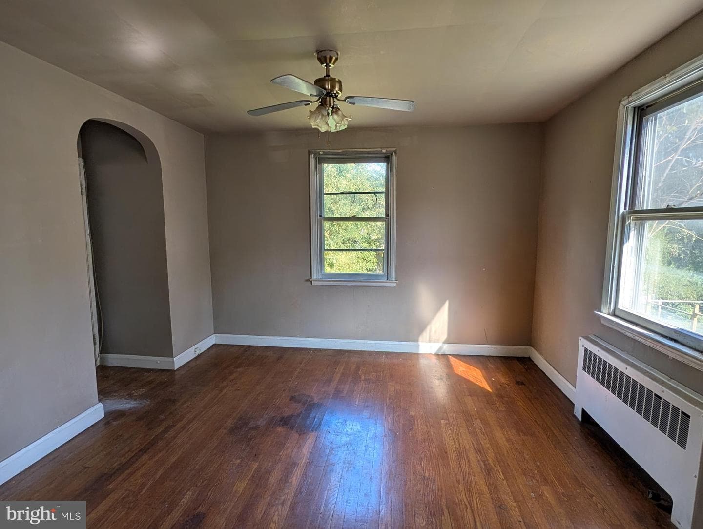 4302 Parkwood Avenue photo 4