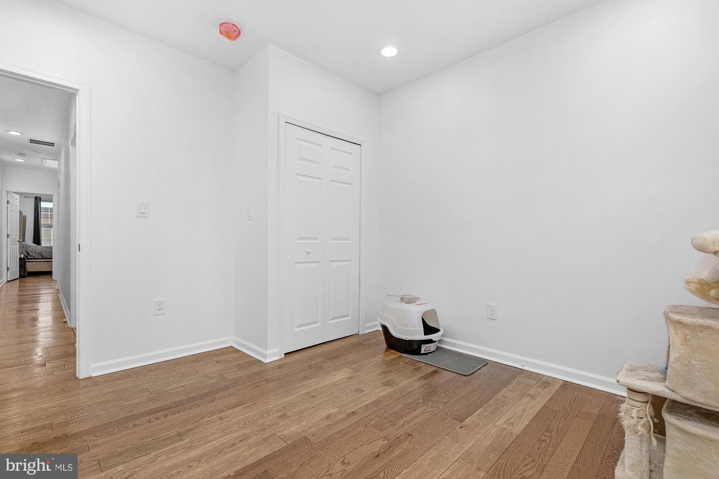 2227 Cecil Avenue photo 17