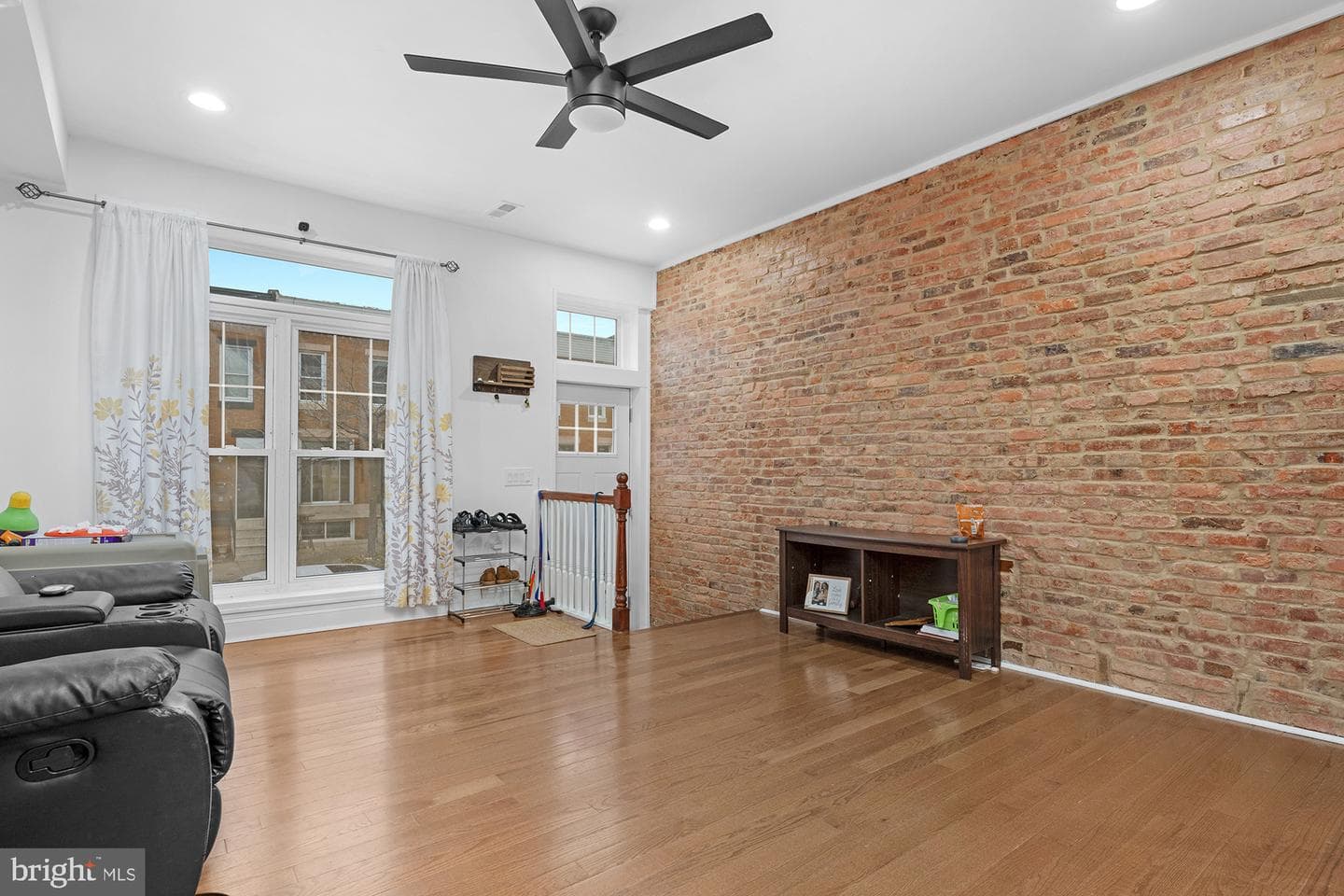 2227 Cecil Avenue photo 4