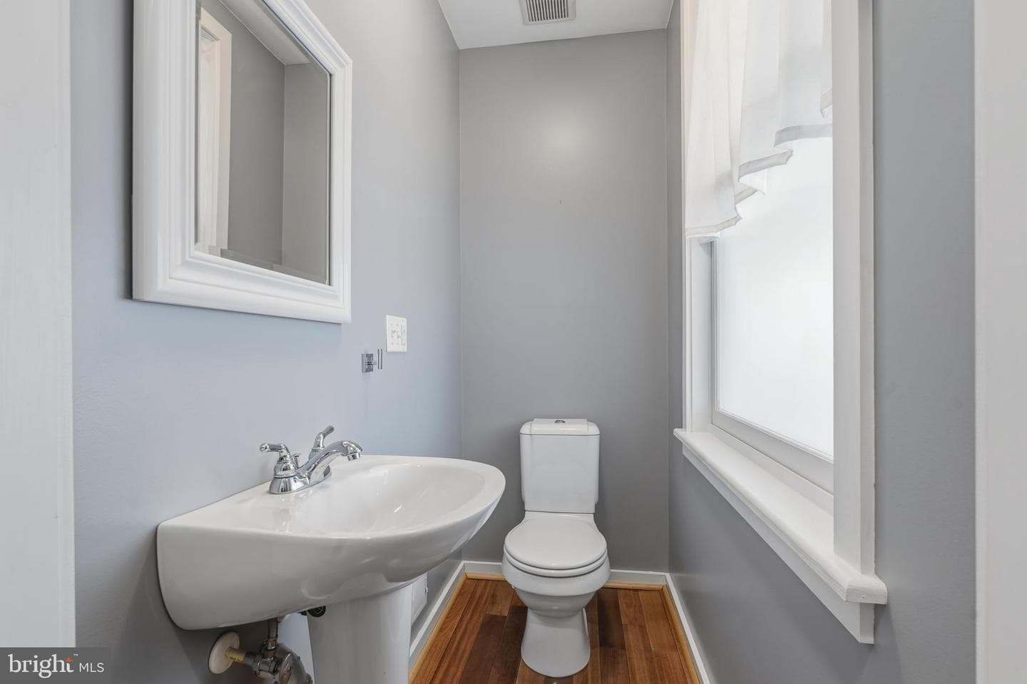 21 N Decker Avenue photo 15