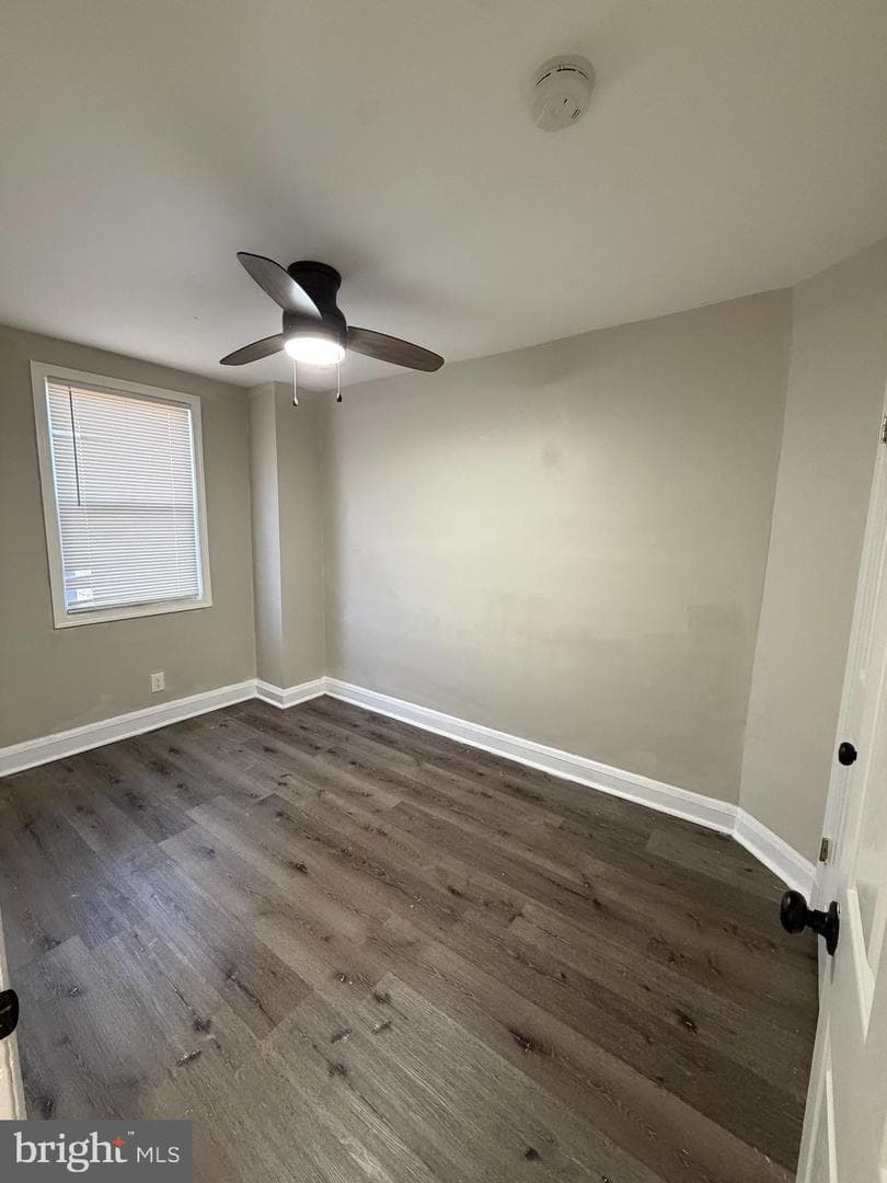 2715 Bookert Drive photo 8