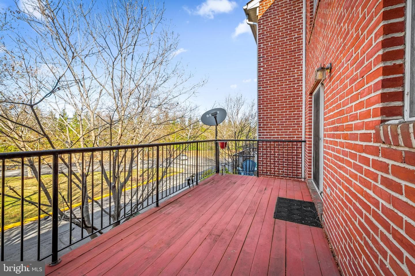 252 Robert Street photo 40