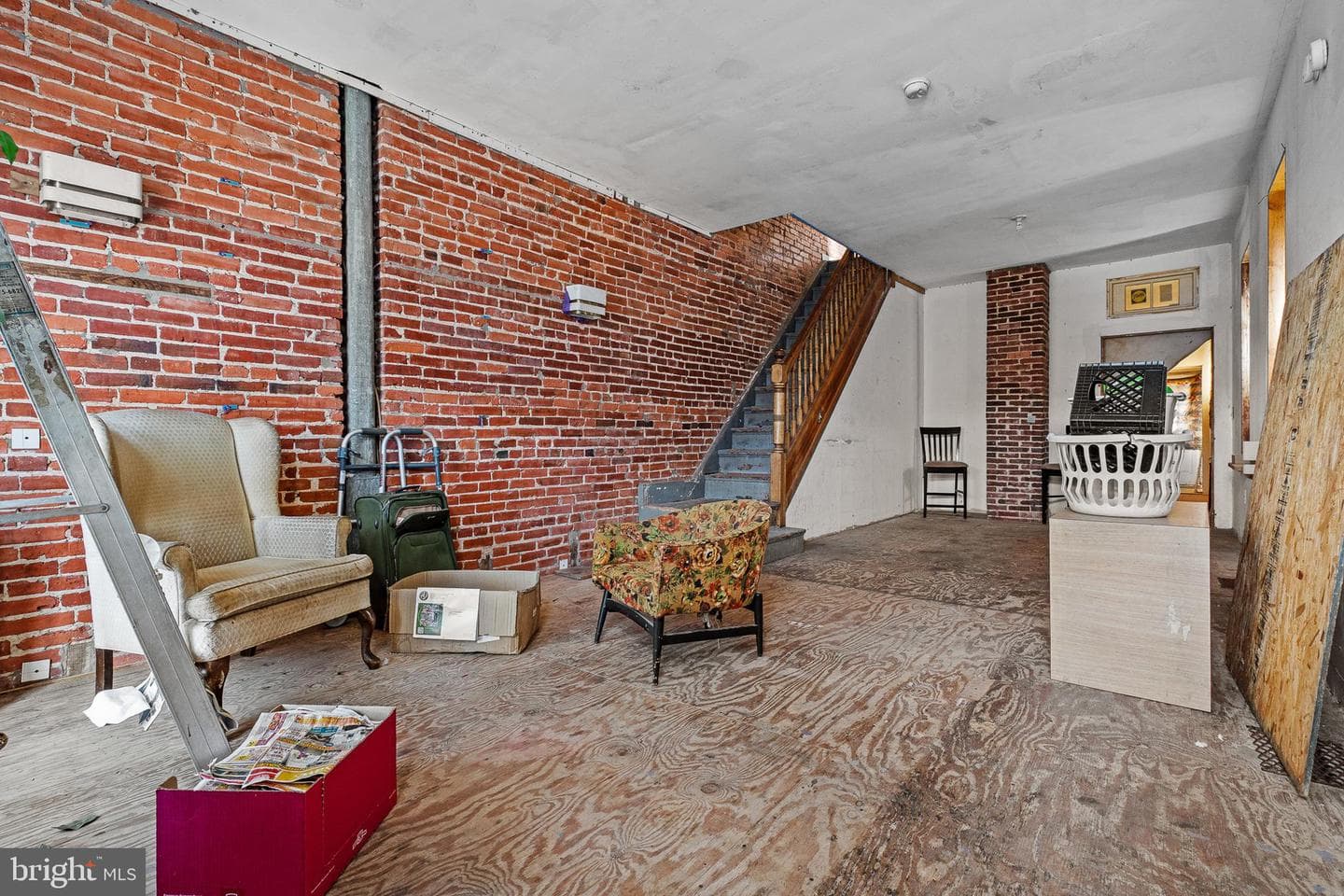 3310 E Lombard Street photo 2