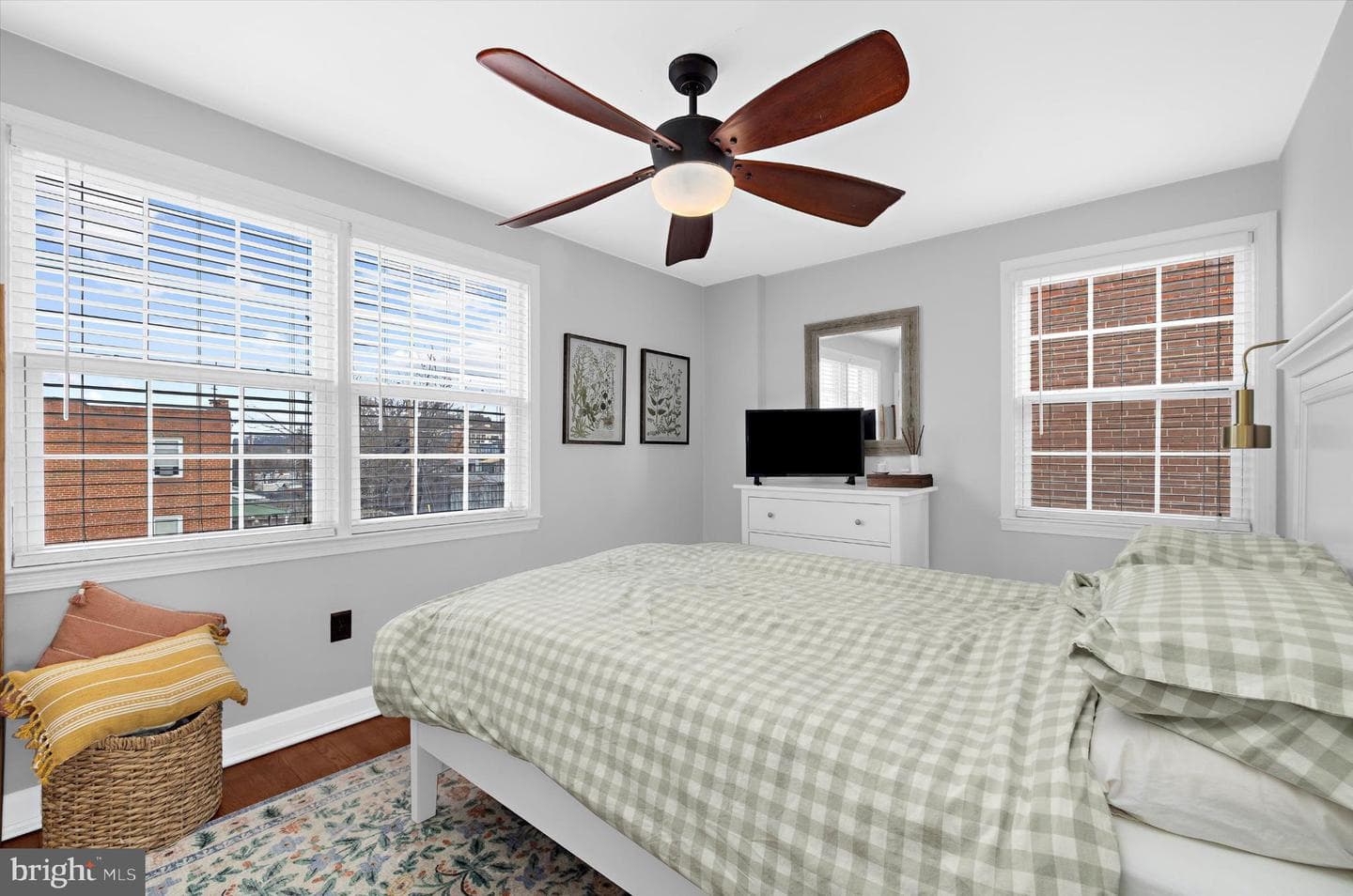 1215 Roland Heights Avenue photo 21