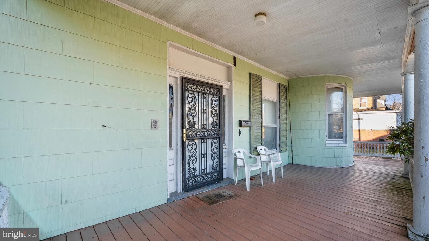 4313 Maine Avenue photo 10