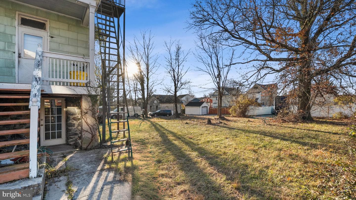 4313 Maine Avenue photo 14