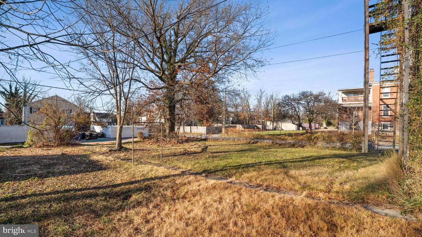 4313 Maine Avenue photo 17