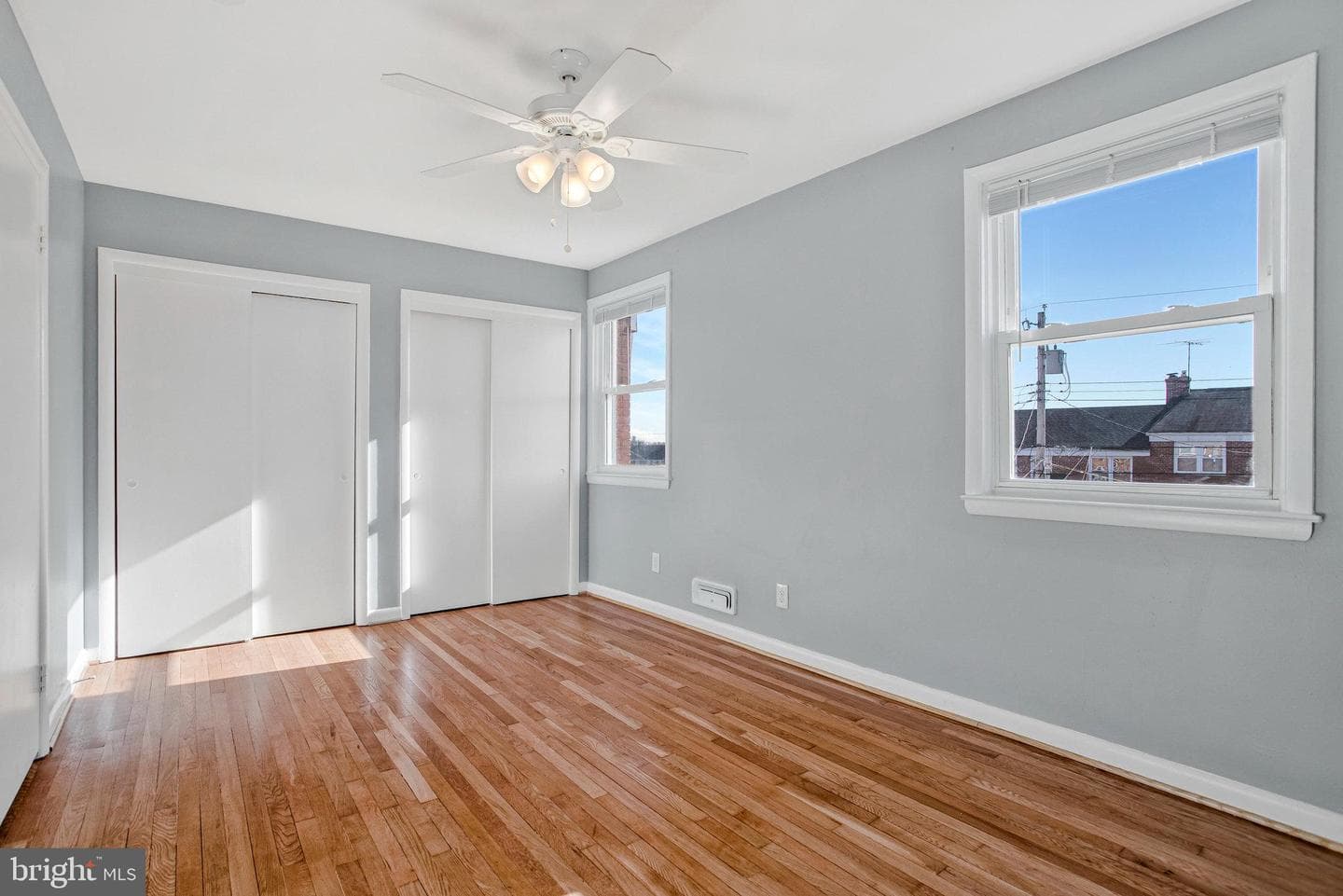 1231 Sheridan Avenue photo 17