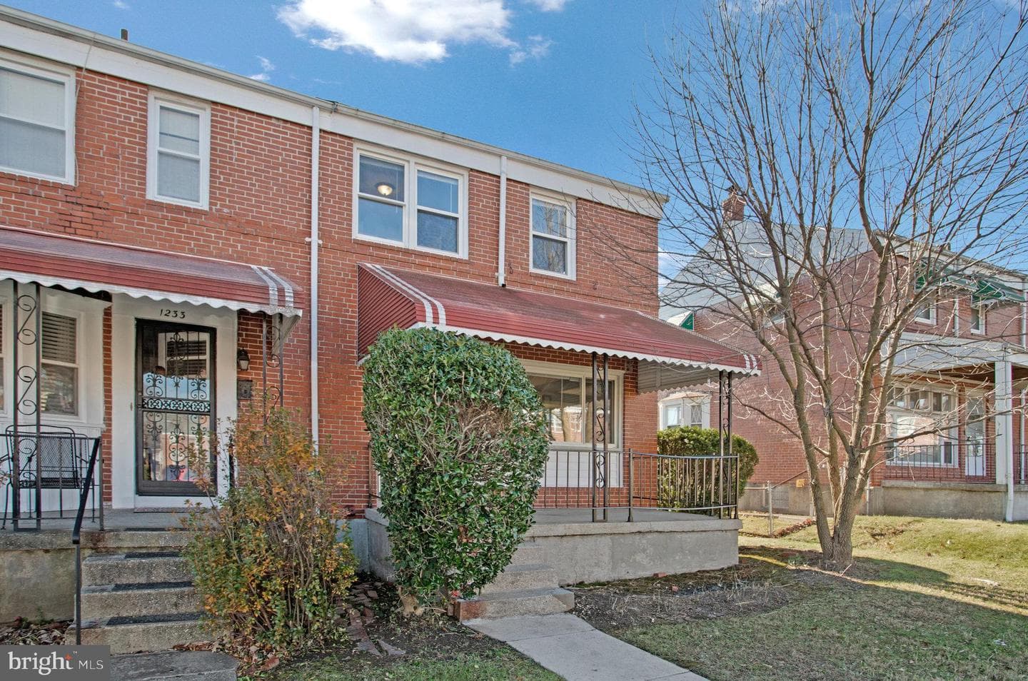 1231 Sheridan Avenue photo 2