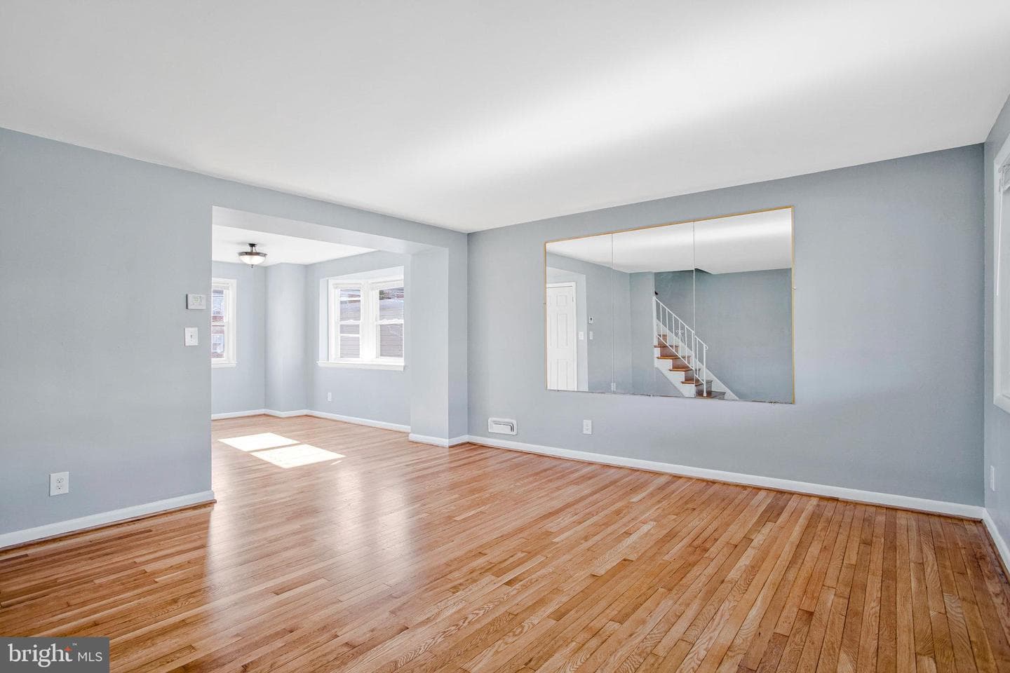 1231 Sheridan Avenue photo 6