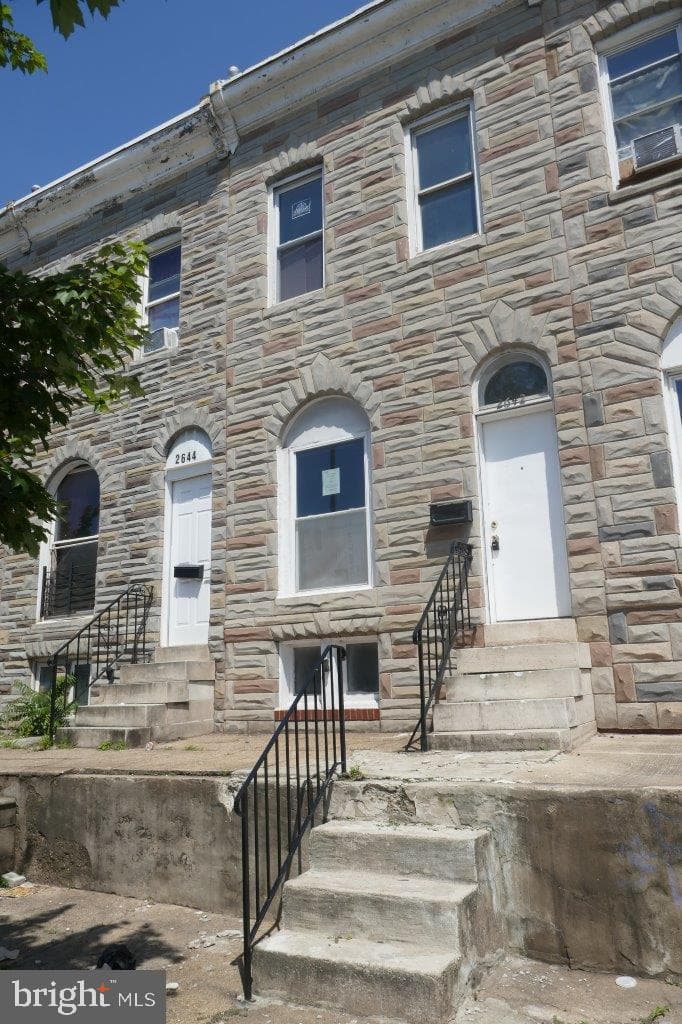 2642 Wilkens Avenue photo 1