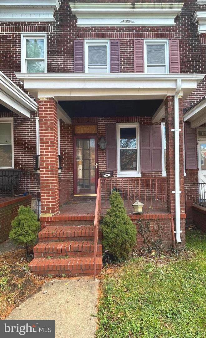 2737 Wilkens Avenue photo 1