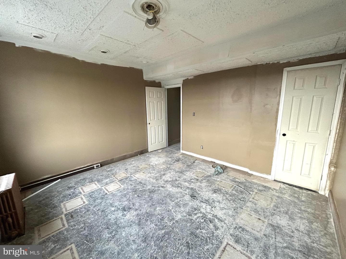 2737 Wilkens Avenue photo 14
