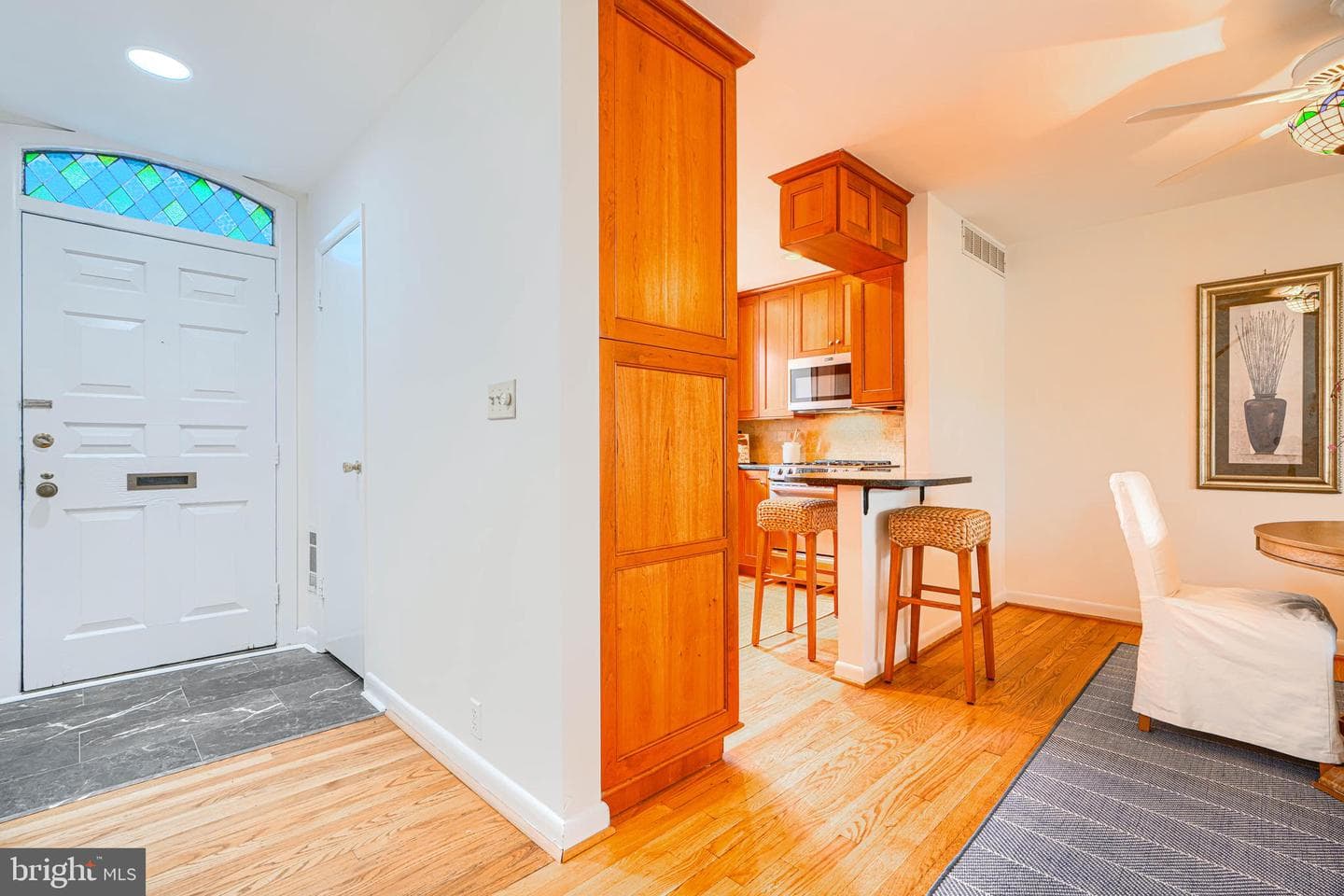 211 Bolton Place photo 18