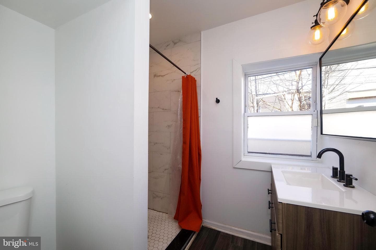 610 Wyeth Street photo 17