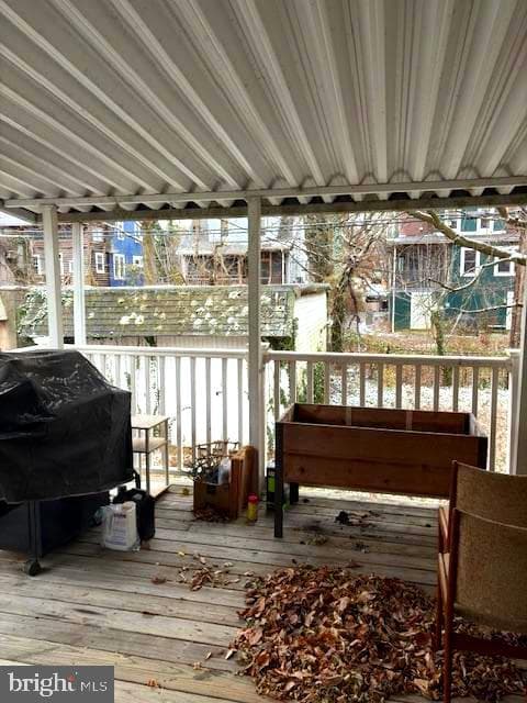 331 Rossiter Avenue photo 13