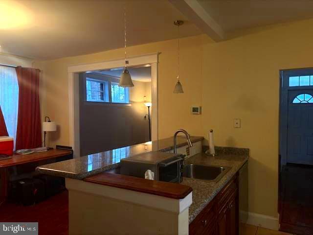 331 Rossiter Avenue photo 6