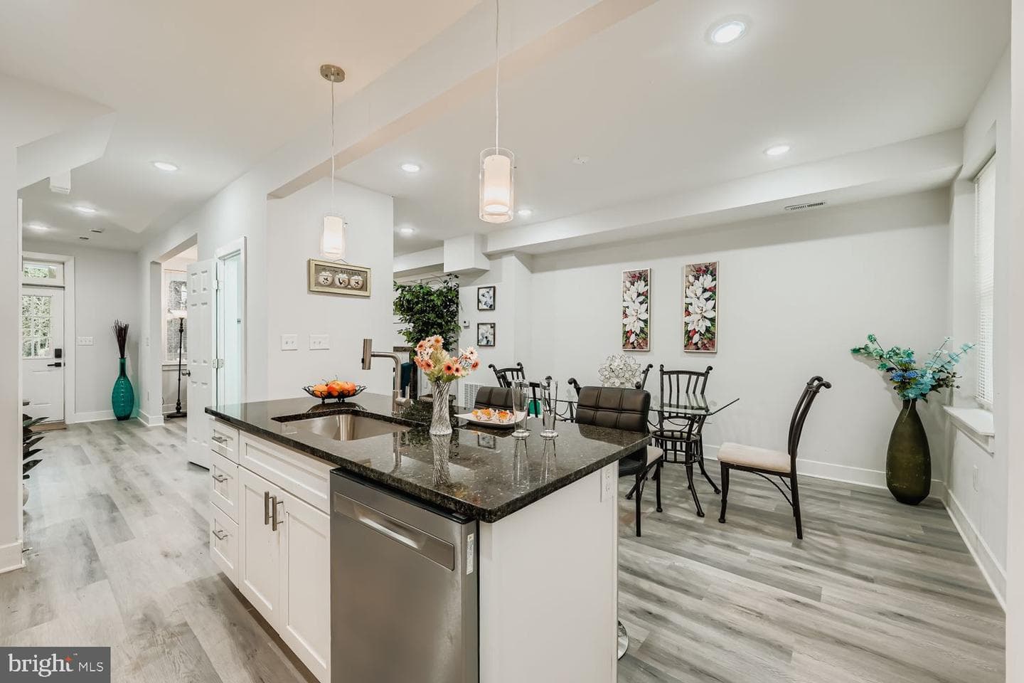 4028 Hayward Avenue photo 12