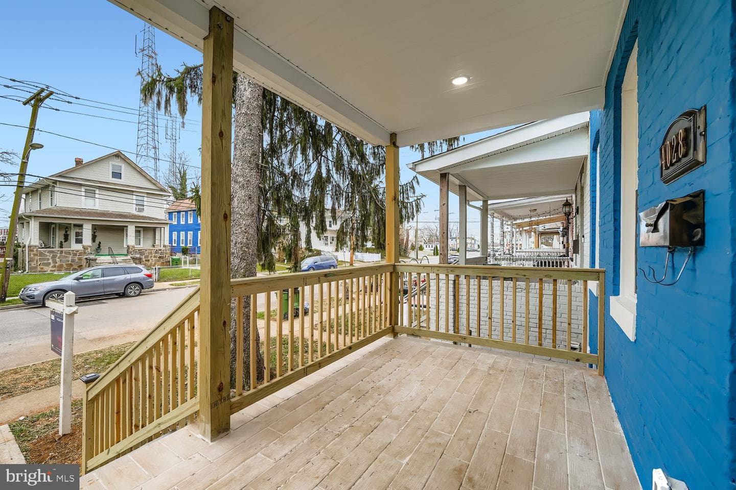 4028 Hayward Avenue photo 3