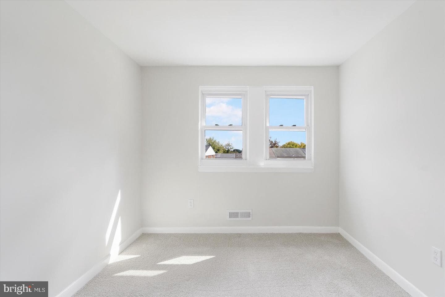638 Charraway Road photo 21