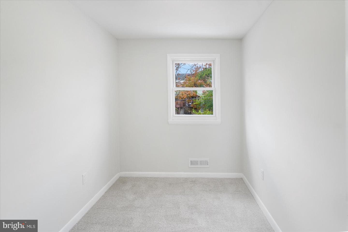 638 Charraway Road photo 23